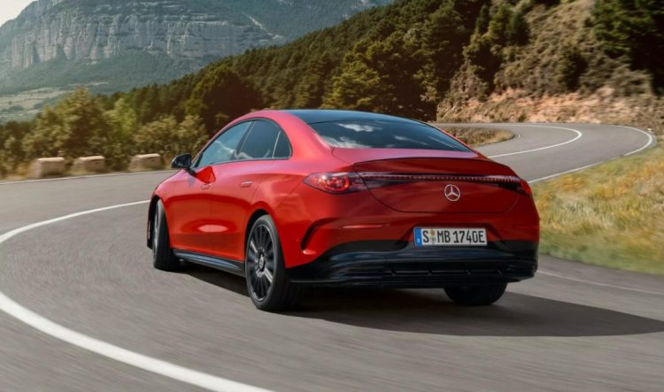 Mercedesov novi električni model skriva veliki problem koji je razljutio vozače