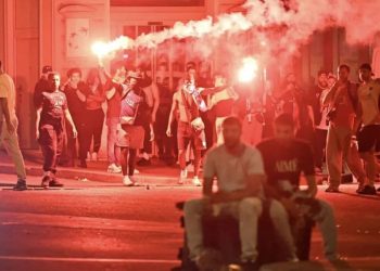 Francuska: Nakon utakmice dvoje mrtvih, tinejdžer nasmrt izboden, policajac u komi