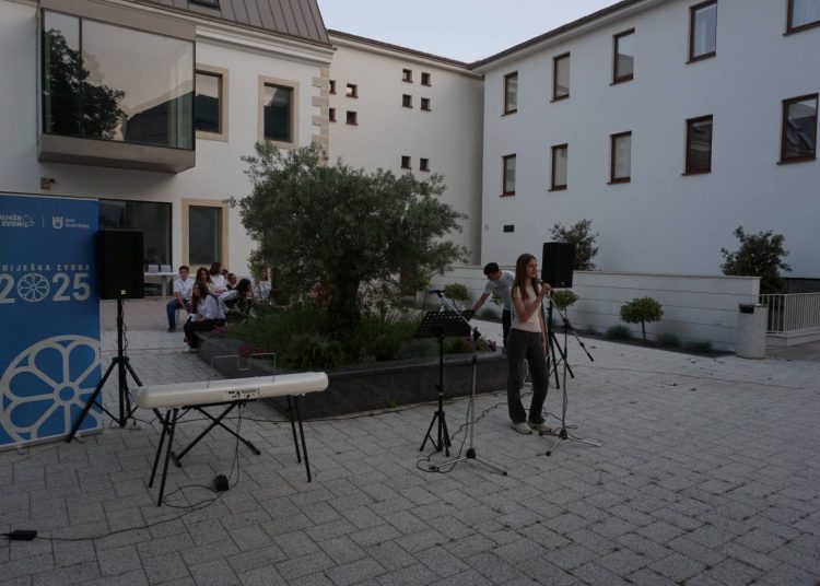 Široki Brijeg: Glazbeno-poetska večer u čast Antunu Branku Šimiću