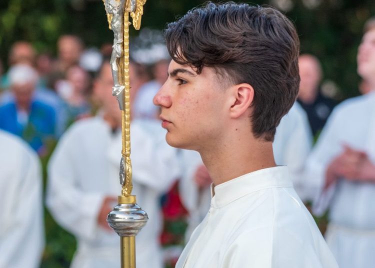 Foto: Franjevački samostan i Župa sv. Ante Padovanskog Humac - Ljubuški