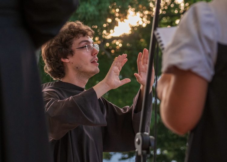 Foto: Franjevački samostan i Župa sv. Ante Padovanskog Humac - Ljubuški