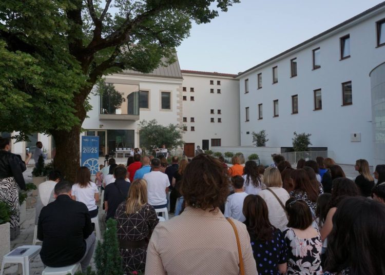 Široki Brijeg: Glazbeno-poetska večer u čast Antunu Branku Šimiću