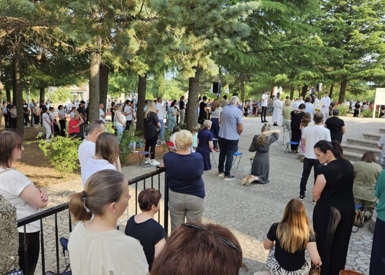 Druga večer trodnevnice sv. Anti u Ljubotićima