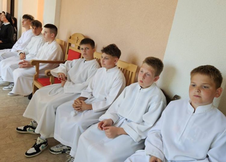 Druga večer trodnevnice sv. Anti u Ljubotićima