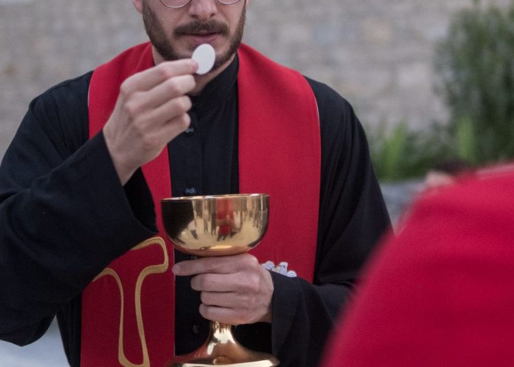 Ljubuški: Don Dražen Radigović predslavio osmi dan devetnice sv. Anti