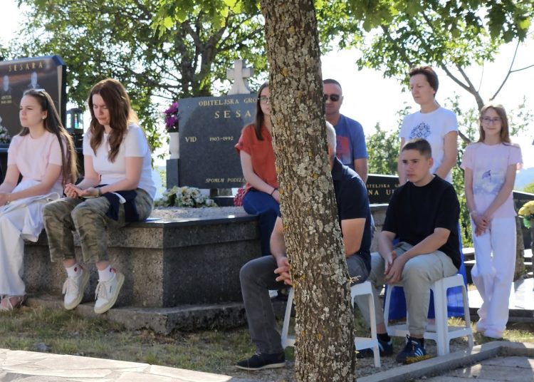 Široki Brijeg: Uočnica sv. Ivanu na Rujnu, te blagoslov djece