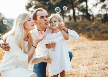 “Bijela kuga” hara svijetom i BiH i zbog velikih troškova roditeljstva