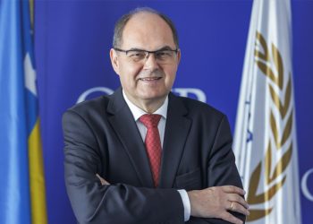 Christian Schmidt: Politika koja se bavi napuštanjem sjednica ne vodi nikuda