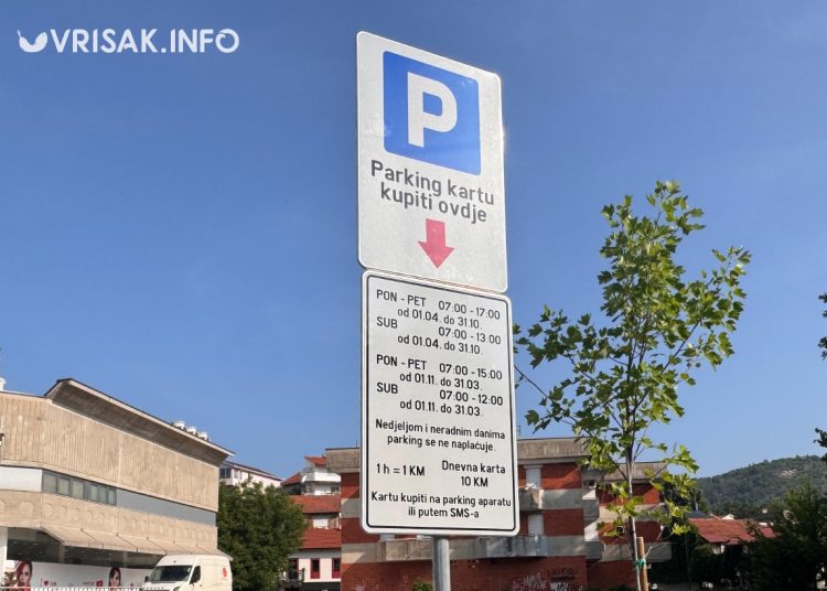 Široki Brijeg: Postavljene table s cijenama parkinga, uskoro i aparati za naplatu
