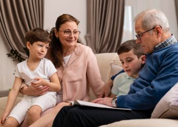 Deset osobina loših baka i djedova u odgoju unuka