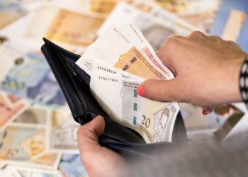 Evo iznosa prosječnih plaća po županijama, pogledajte kolika je u ŽZH