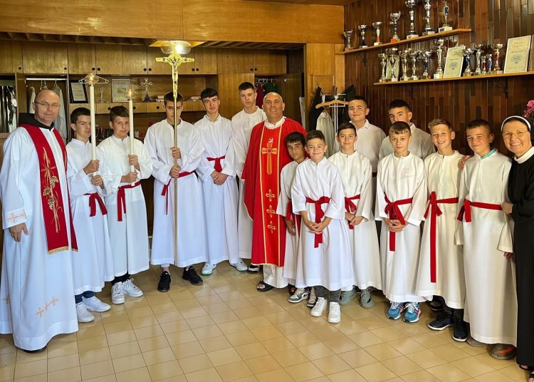 Petrovdan na Kočerinu: Svetu misu predvodio fra Tomislav Puljić