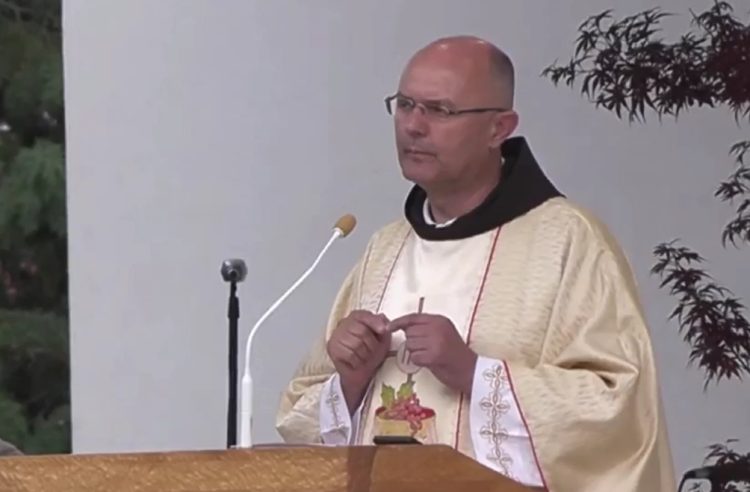 Fra Mario Knezović s Humca poslao snažnu poruku: Ne bojte se, nada je u Gospodinu!