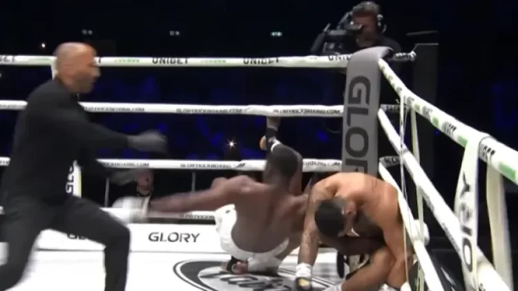 (VIDEO) Brutalno ga nokautirao i oduševio borilački svijet, dvorana i komentatori u ekstazi
