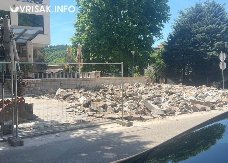 Počela rekonstrukcija Trga dr. Ante Starčevića u Širokom Brijegu