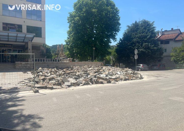 Počela rekonstrukcija Trga dr. Ante Starčevića u Širokom Brijegu