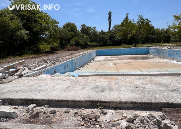 Pogledajte fotografije radova na Gradskom bazenu u Širokom Brijegu