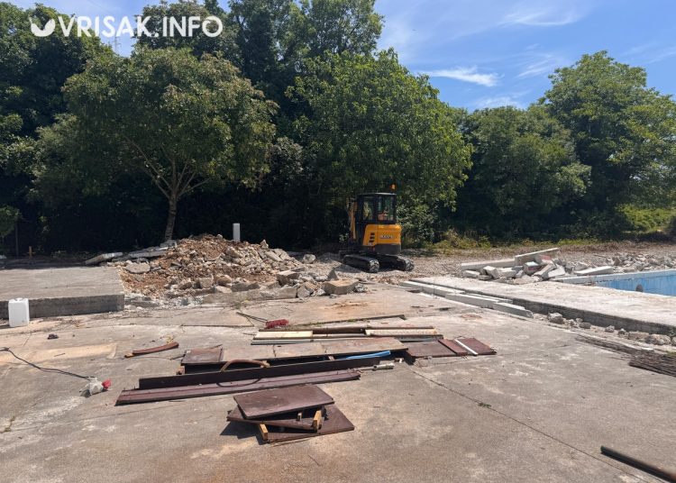 Pogledajte fotografije radova na Gradskom bazenu u Širokom Brijegu