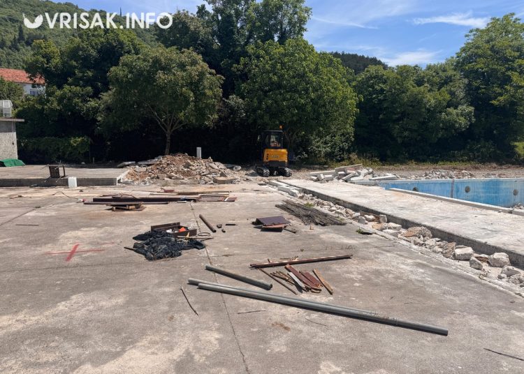 Pogledajte fotografije radova na Gradskom bazenu u Širokom Brijegu