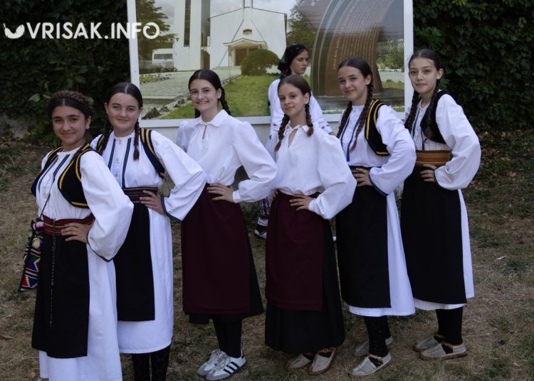 U Knešpolju održana 18. Večer folklora “Crnašnico, izvore života”