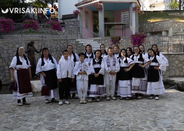 U Knešpolju održana 18. Večer folklora “Crnašnico, izvore života”