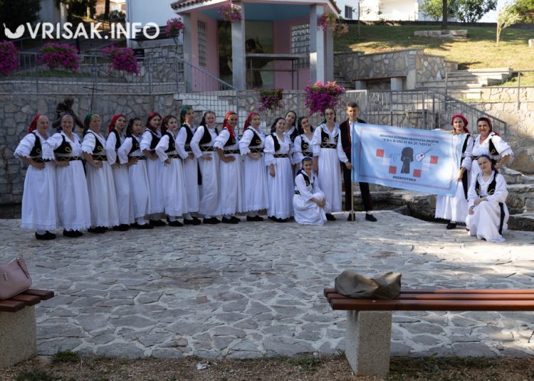 U Knešpolju održana 18. Večer folklora “Crnašnico, izvore života”