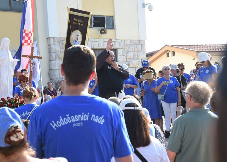 Održano veliko zavjetno hodočašće od Čitluka do Međugorja