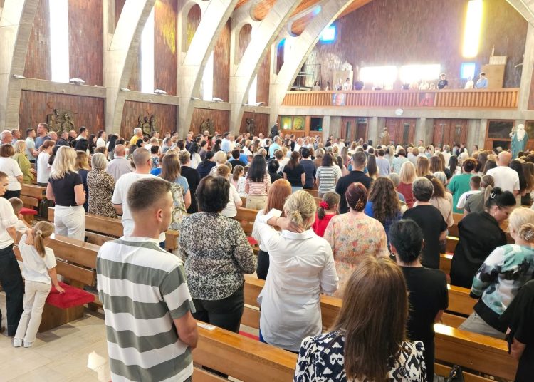 Široki Brijeg: Druga večer Trodnevnice sv. Petra i Pavla na Kočerinu