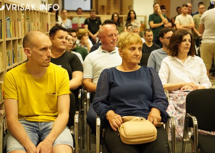 Širokobriježanin Franjo Skoko u svom gradu predstavio novu zbirku pjesama