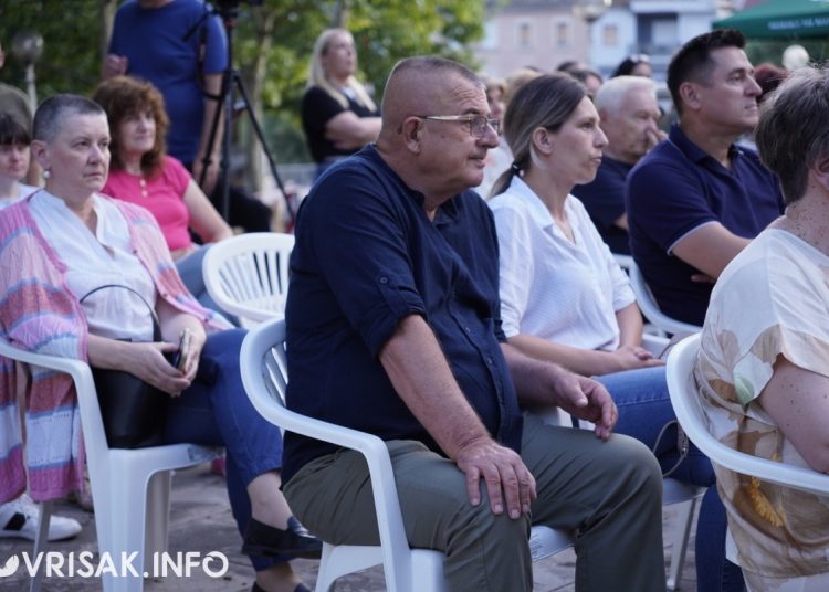 Čuvarice oduševile Široki Brijeg koncertom tradicijske glazbe