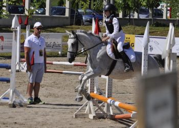 Konjički klub Stina u Grudama organizira natjecanje u preskakanju prepona