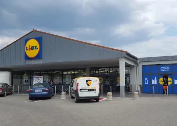 Lidl Imotski i Lidl Metković uvode naplatu parkinga