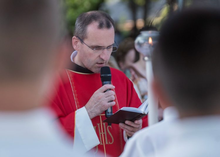 Foto: Franjevački samostan i Župa sv. Ante Padovanskog Humac - Ljubuški