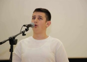 Marko Budimir – posuško čudo od djeteta oduševio na školskoj priredbi