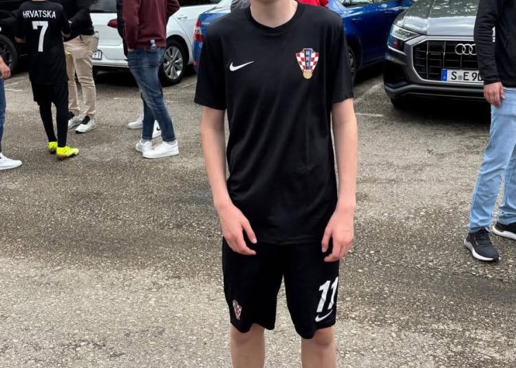 Mladić rodom iz Gruda potpisao za Bayern München