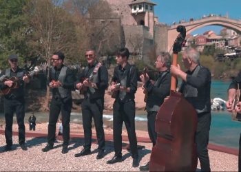 Mostarski tamburaši oduševili novom pjesmom “Vjetre s Neretve”