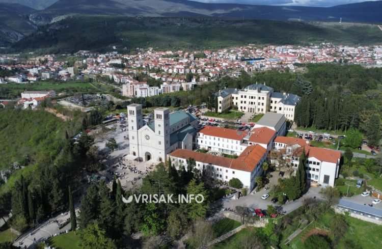 Najava obilježavanja 40. godišnjice mature u Širokom Brijegu