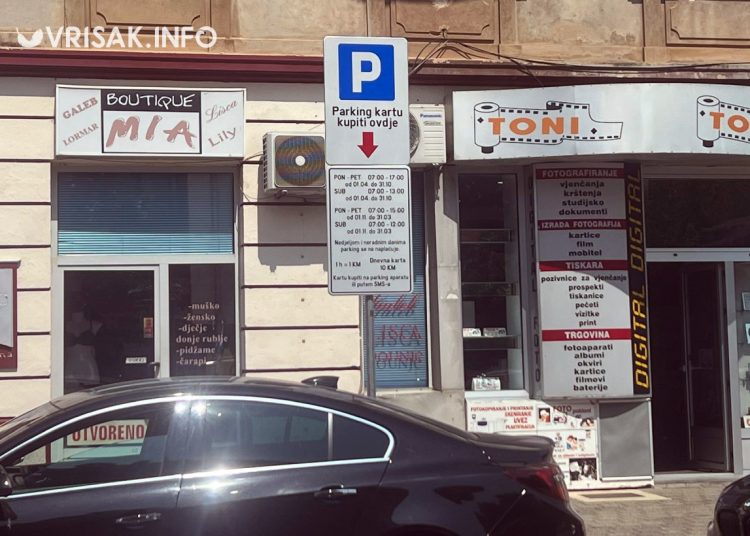 Široki Brijeg: Postavljene table s cijenama parkinga, uskoro i aparati za naplatu