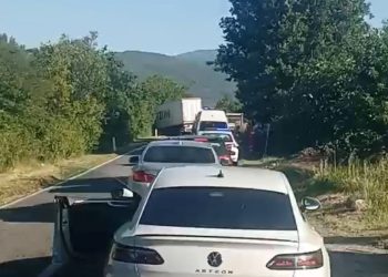 Prometna nezgoda kod Mostara, jedna osoba ozlijeđena