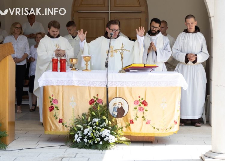 Široki Brijeg: Uzarići svečano proslavili blagdan svetog Ante Padovanskog