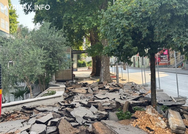 Široki Brijeg: Radovi na Trgu dr. Ante Starčevića se šire