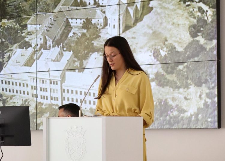 Svečana dodjela svjedodžbi 69. naraštaja Gimnazije fra Dominika Mandića