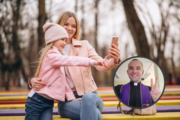 Svećenik o izgubljenom djetinjstvu zbog savršene slike: Kad su lajkovi važniji od zagrljaja