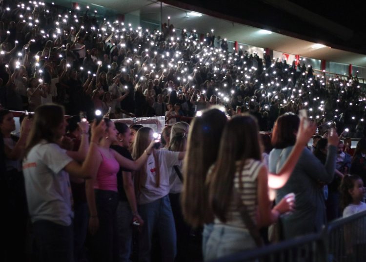 Tisuće ljudi u Mostaru na humanitarnom koncertu duhovne glazbe