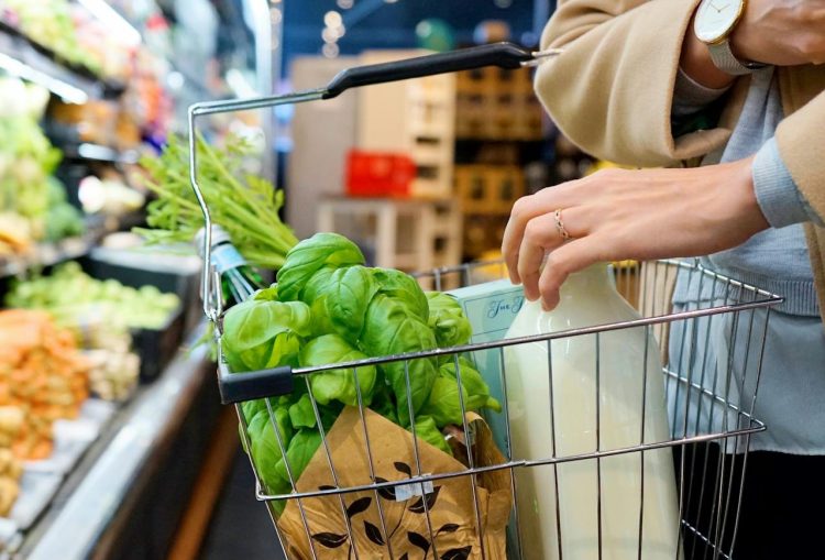 Troškovi života u FBiH daleko nadmašuju prosječne plaće
