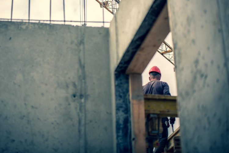 Tržište u BiH vapi za građevinarima i konobarima, a zavodi puni tehničara