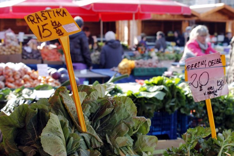 Ovakve cijene odvraćaju veliki broj građana od kupnje svježeg voća i povrća