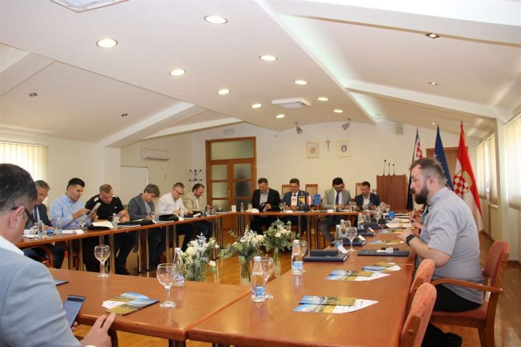 Evo koji će projekti u Hercegovini “podijeliti” preko 2 milijuna KM od ministarstva prostornog uređenja FBiH