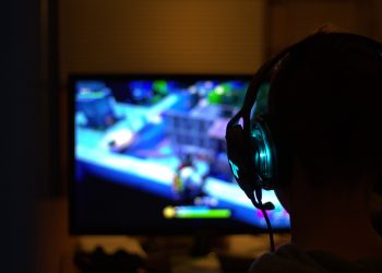 Previše vremena pred ekranom? Najveći problem nisu društvene mreže