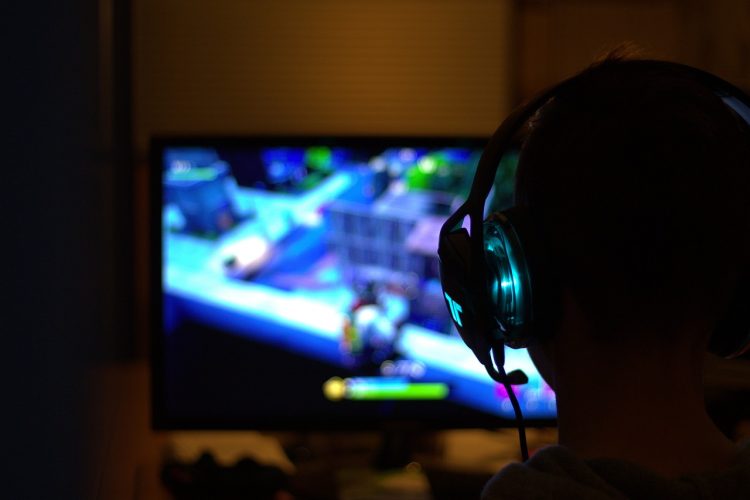 Previše vremena pred ekranom? Najveći problem nisu društvene mreže